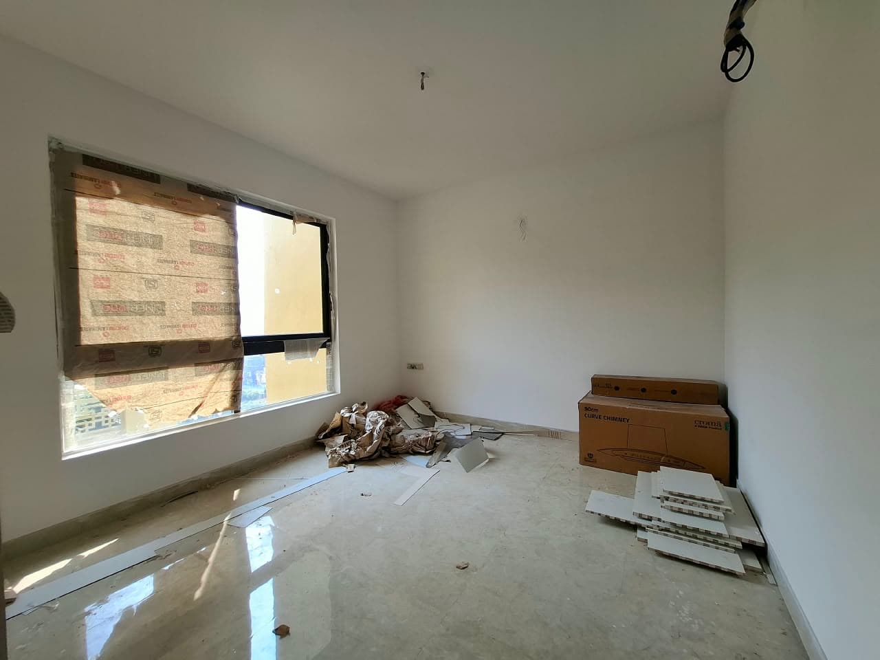 Ambuja Urvisha — 2 BHK 2 Balcony Corner Residence for Rent — Photo 9