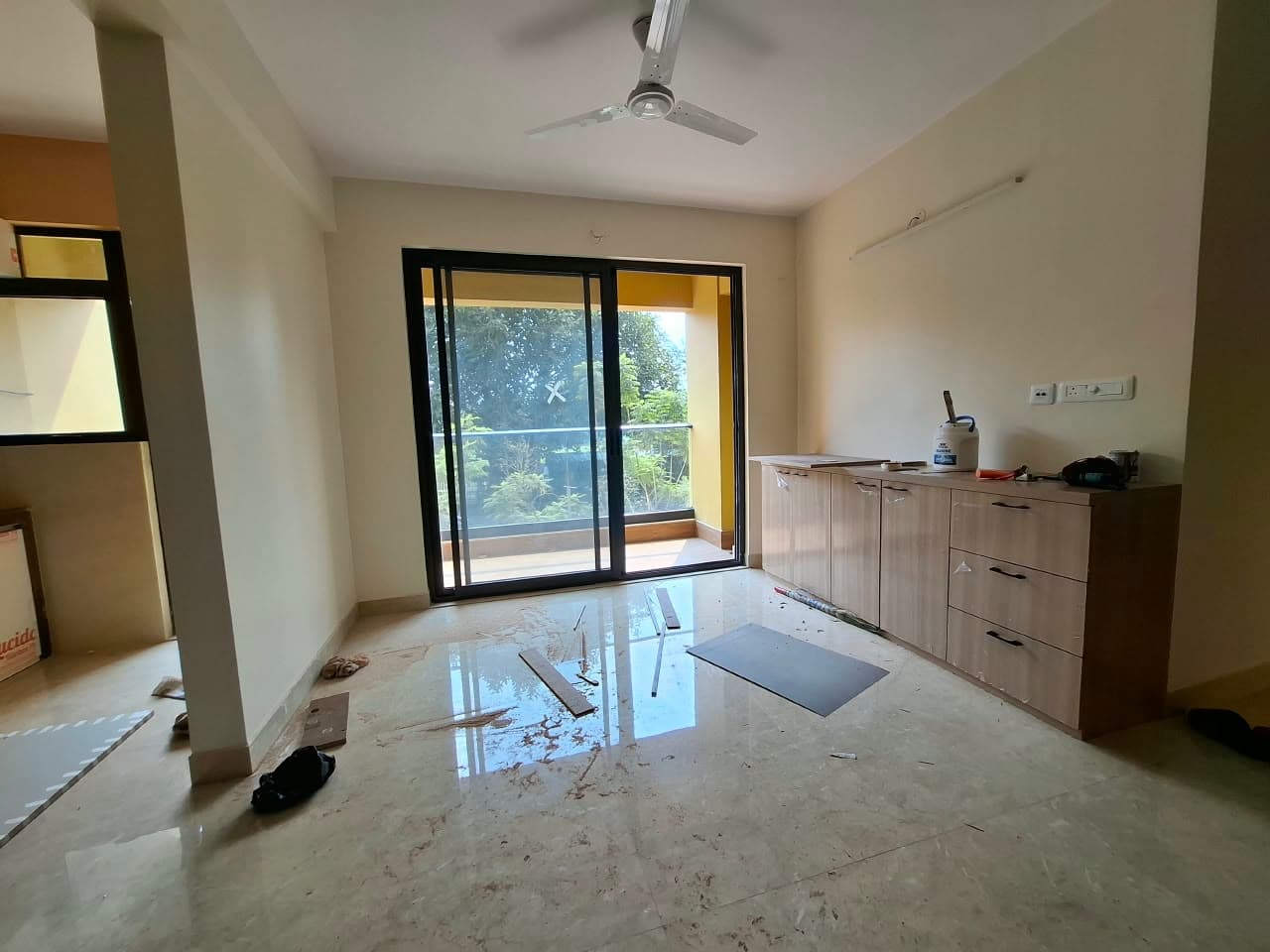 Ambuja Urvisha — 3 BHK 1559 Sq.ft Garden-Facing Flat for Rent — Photo 10