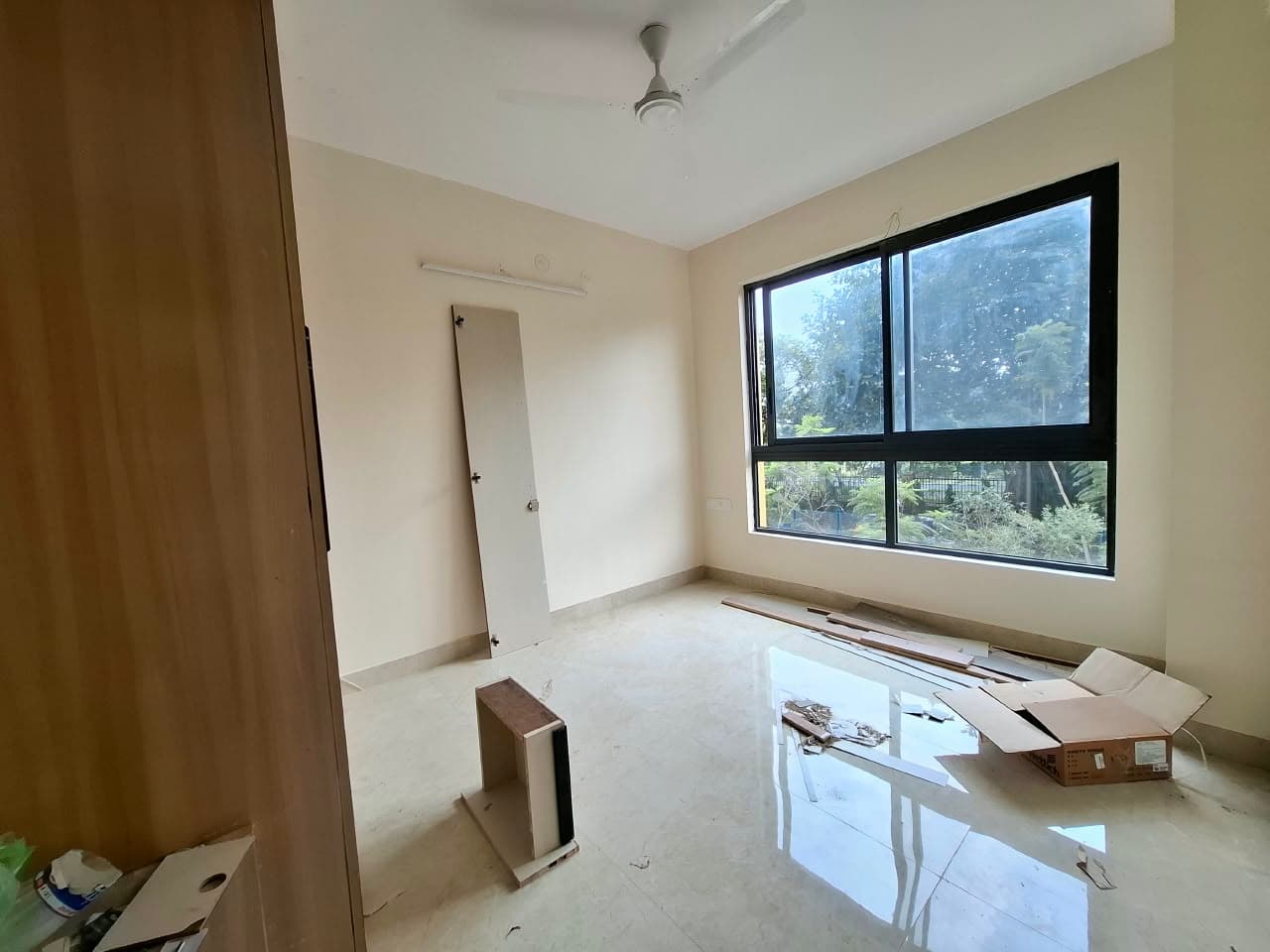 Ambuja Urvisha — 3 BHK 1559 Sq.ft Garden-Facing Flat for Rent — Photo 11