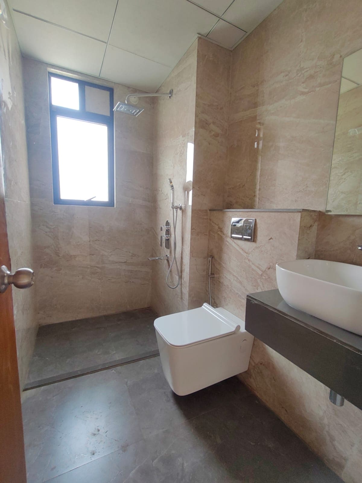 Ambuja Urvisha — 3 BHK 1560 Sq.ft Premium Condoville Resale — Photo 20