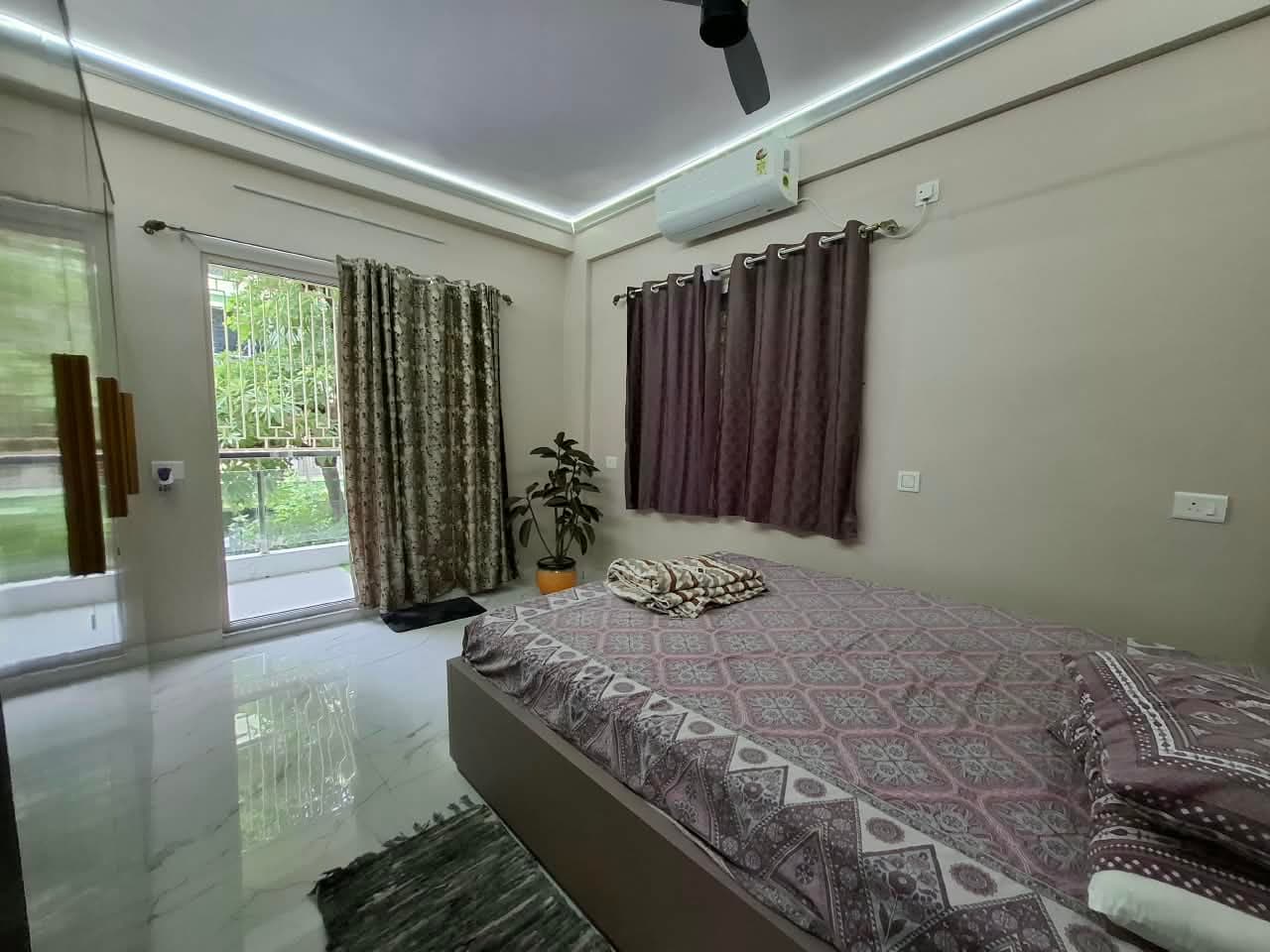 3 BHK Co-op Apartment — BF Block, Action Area 1 — Photo 6