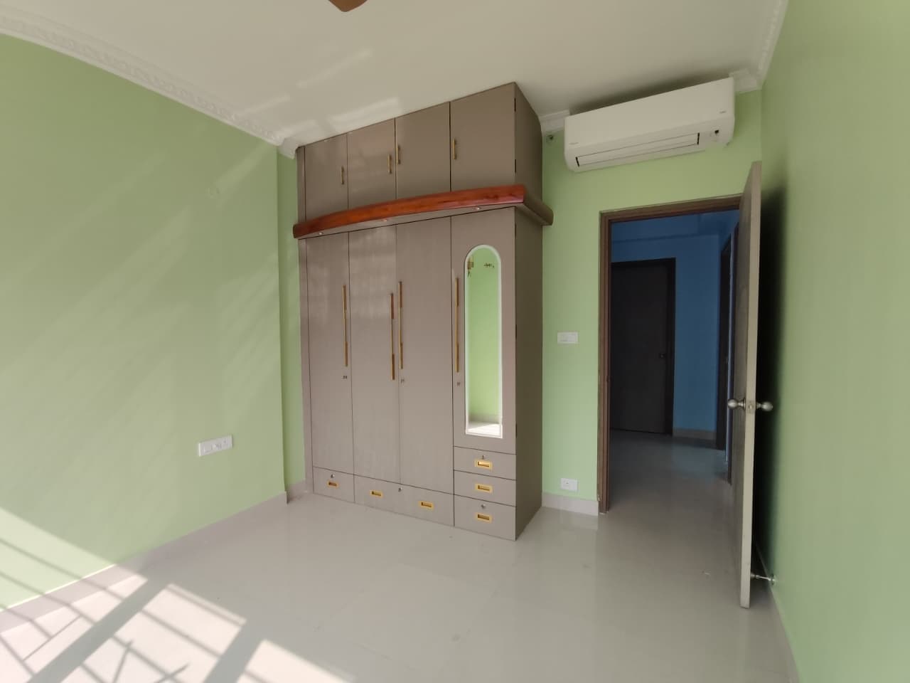 PS One10 — 3.5 BHK Luxury High-Floor Residence for Rent — Photo 7
