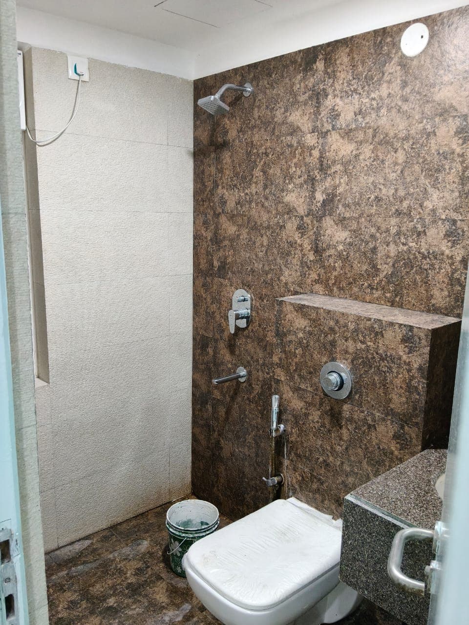 Rishi Pranaya — 3 BHK Semi-Furnished Apartment for Rent — Photo 17