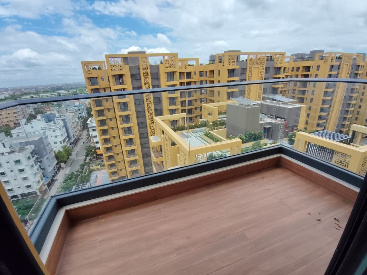 Ambuja Urvisha (Chothurti) — 2 BHK 11th Floor North-Facing Resale — Photo 6