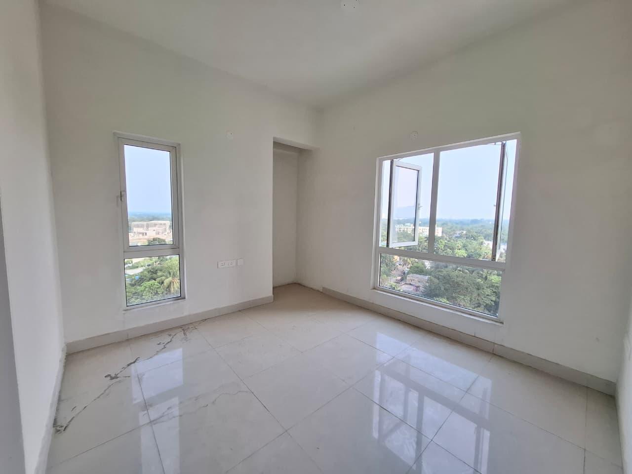 Rishi Pranaya — 2 BHK South-East Facing Resale Apartment — Photo 6