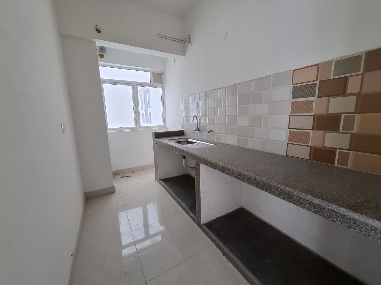Rishi Pranaya — 3 BHK High-Floor Panoramic View Resale — Photo 3